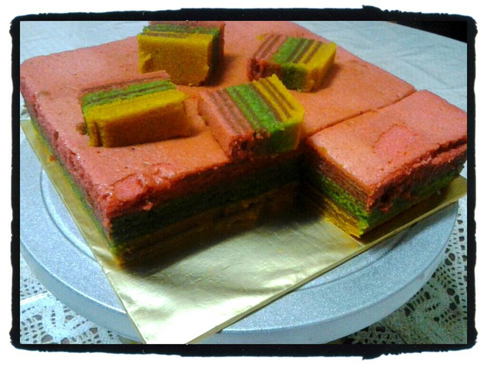 Anna Alisya Kitchen Story: Kek Lapis Asam Manis (Hawflakes)